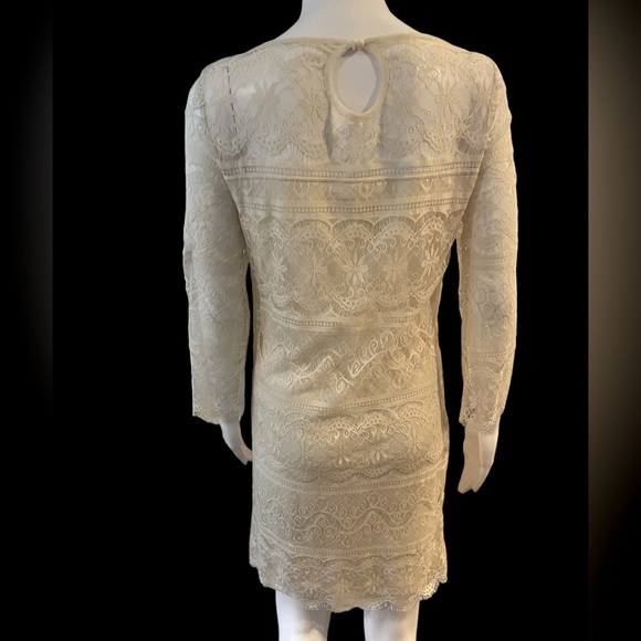 ✨Max Studio cream colored lace midi dress w/ built in slip! - Picture 8 of 16